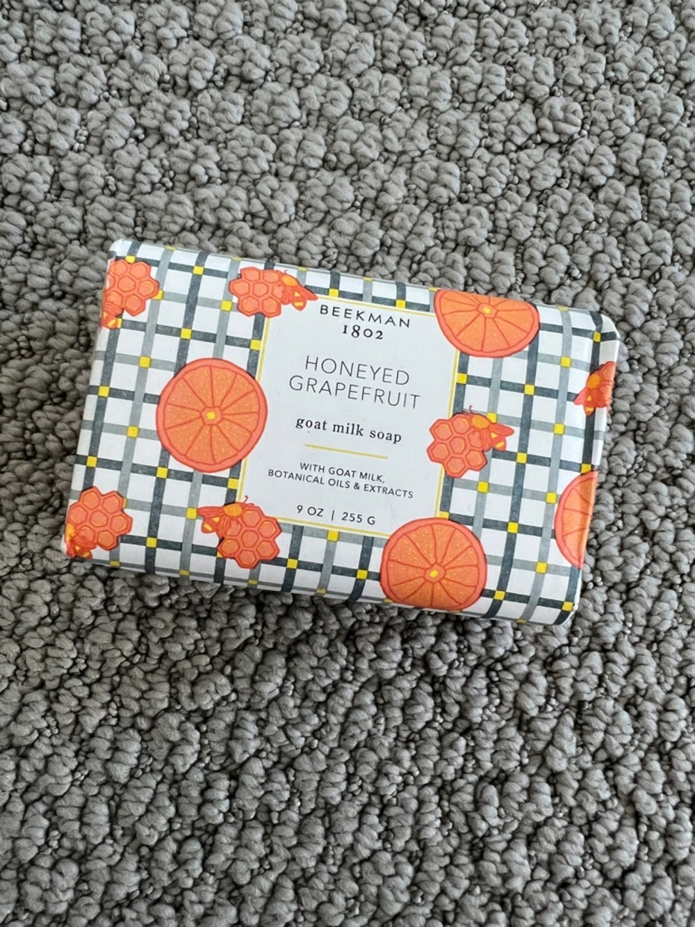 Beekman 1802 Honeyed Grapefruit Goat Milk Soap - Orange, White